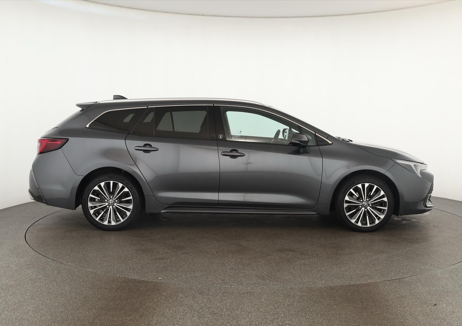 Toyota Corolla Touring Sports 2.0 CVT Team D Navi Kam
