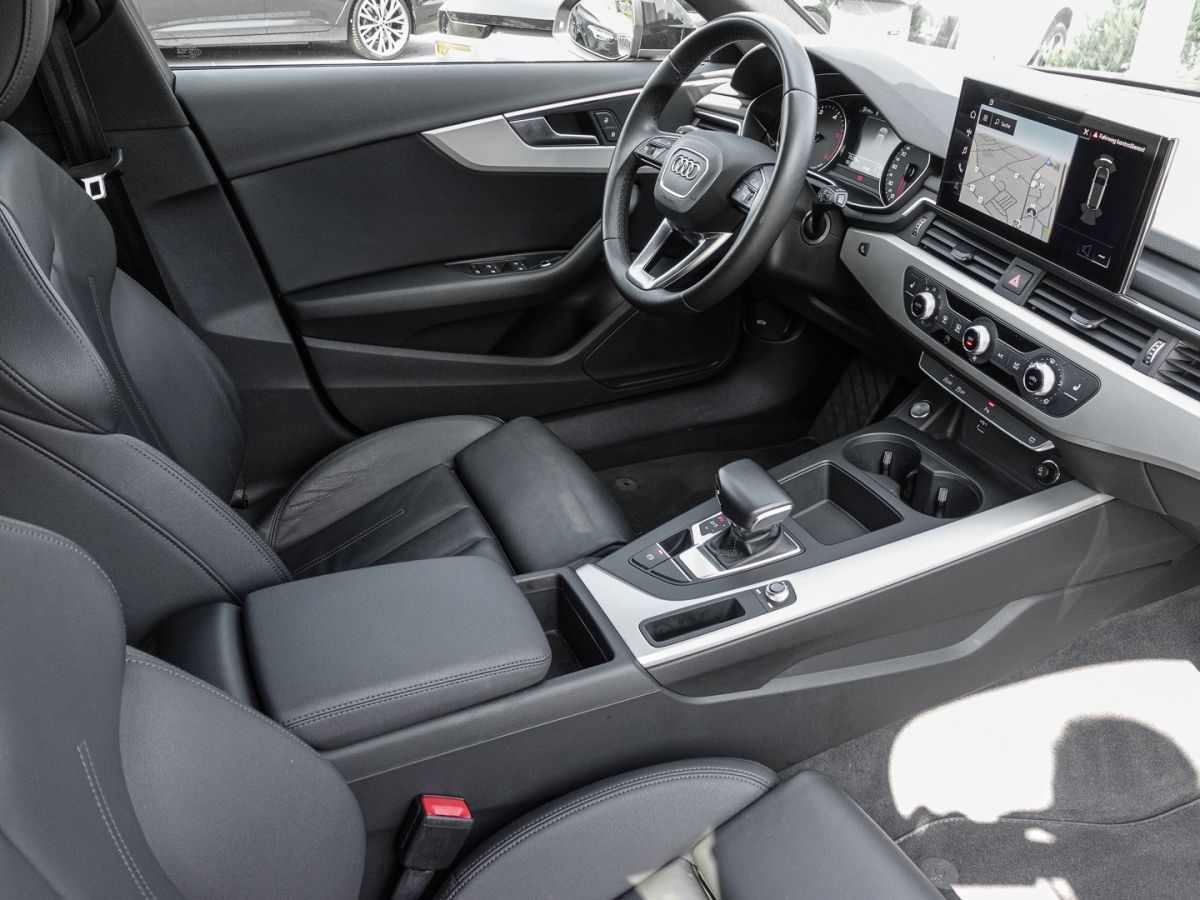 Audi A4 Avant 30 TDI s tronic Advanced - Samsaru's Car Outlet