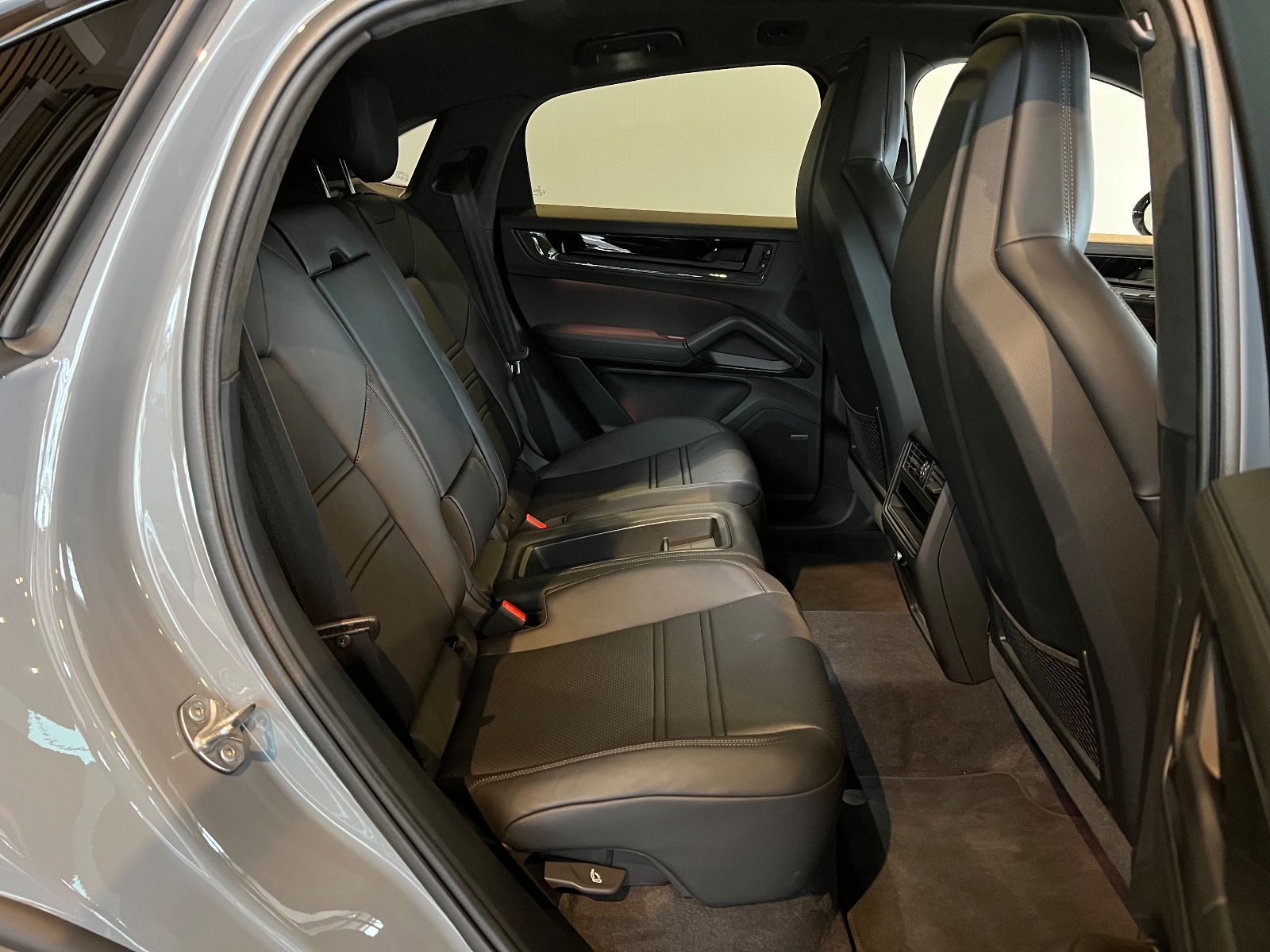 Porsche Cayenne Coupe GTS/ALLRADLE/BOSE/HEADUP/SHZG/PANO
