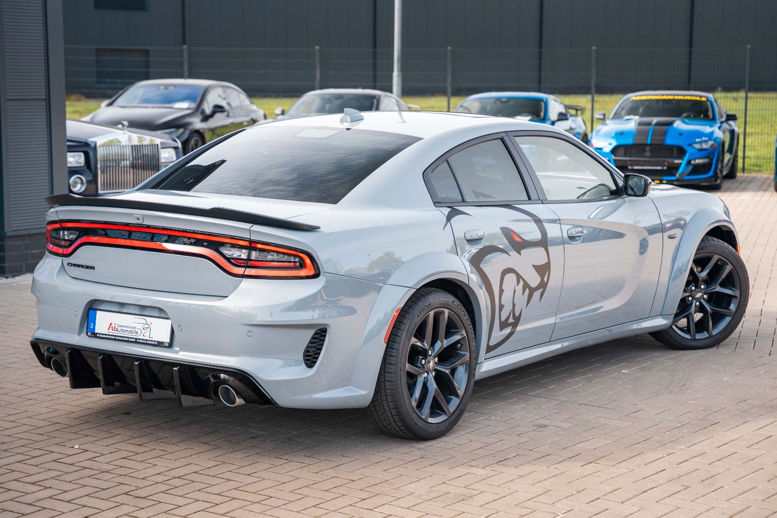 Dodge Charger 5,7 HEMI V8 WIDEBODY LED