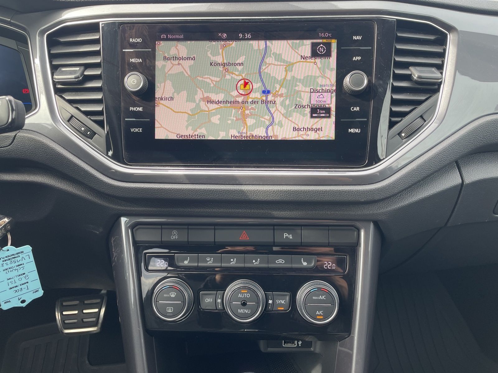 Volkswagen T-Roc 2.0 TSI DSG 4Motion Sport R-line - Samsaru's Car Outlet