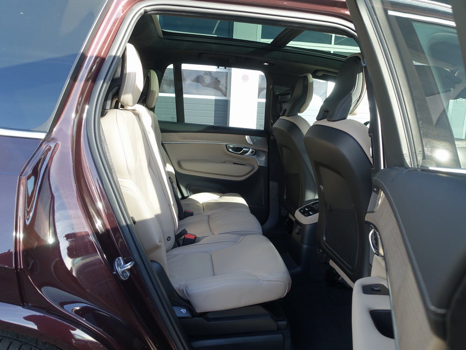 Volvo XC90 Ultra Facelift T8 AWD/B&W/22"/AHK/FourC/360