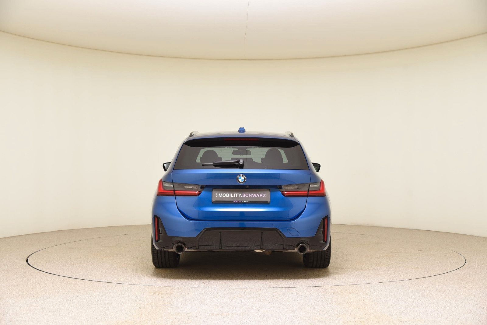 BMW 320d xDrive Touring M Sport - Samsaru's Car Outlet