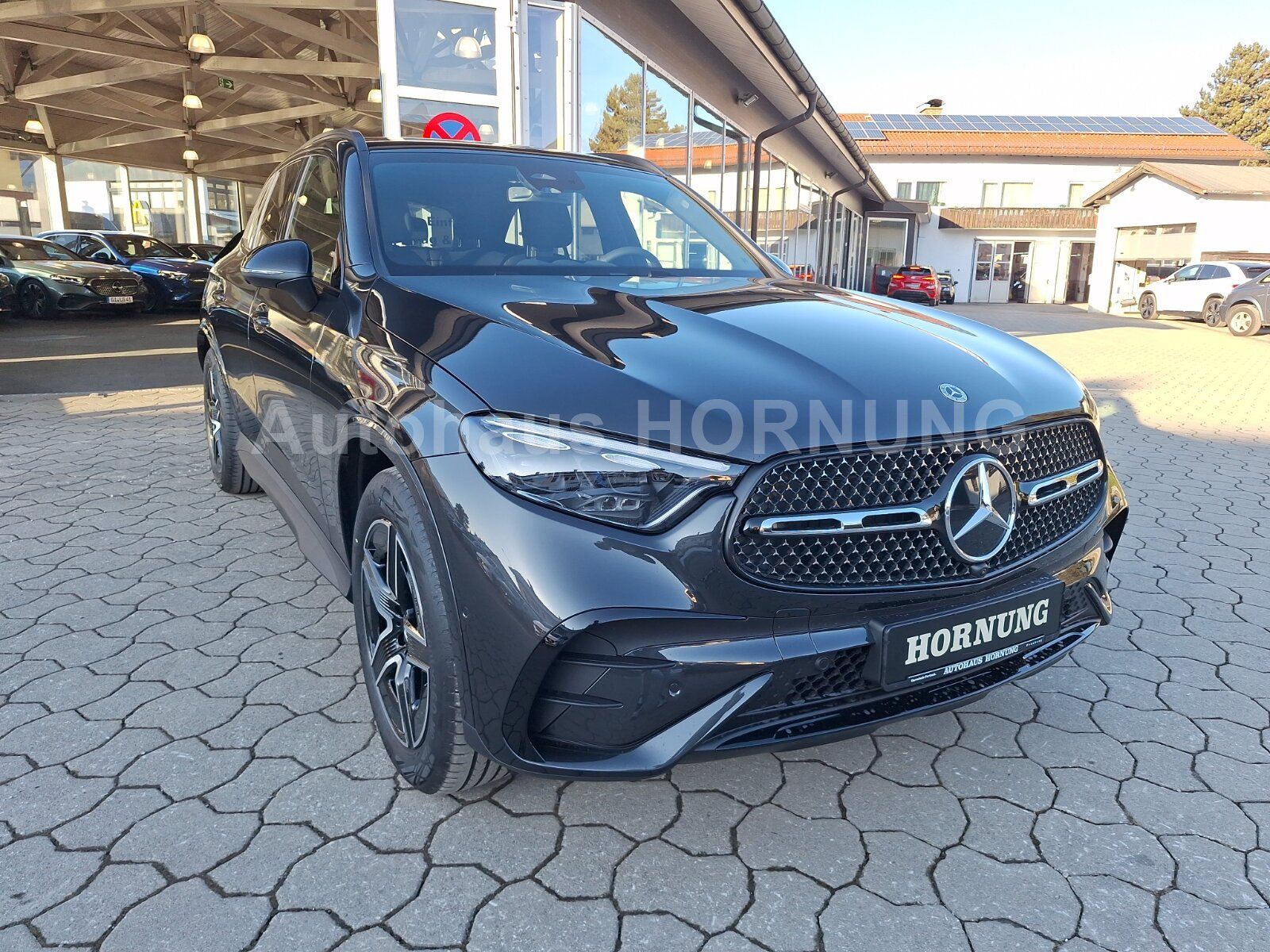 Mercedes-Benz GLC 220d 4M ED AMG AHK MEMO 360 DIGI DISTR NIGHT