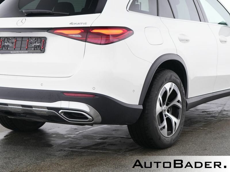 Mercedes-Benz GLC 300 e 4M Advanced+ PSD AHK DISTR LED RFK Tot