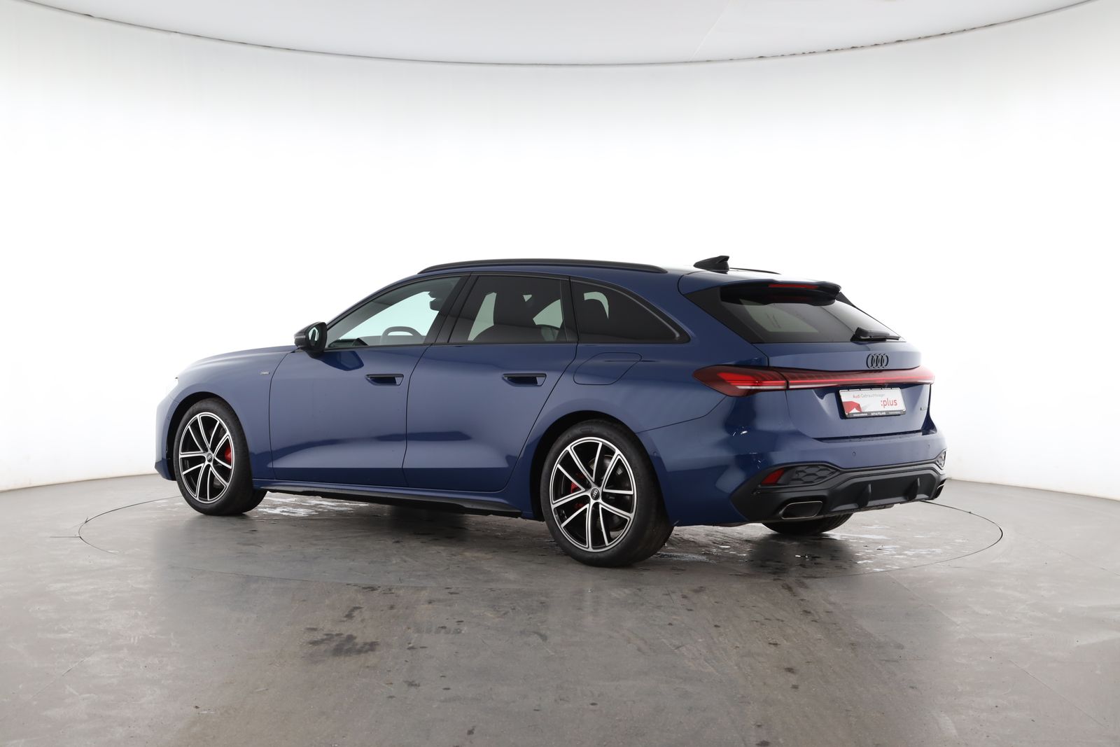 Audi A5 Avant e hybrid quattro S tronic S line | AHK