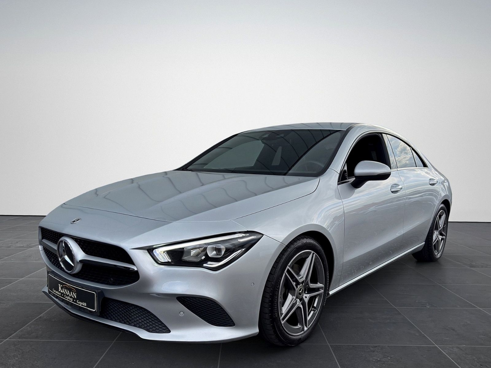 Mercedes-Benz CLA 200 AMG - Samsaru's Car Outlet