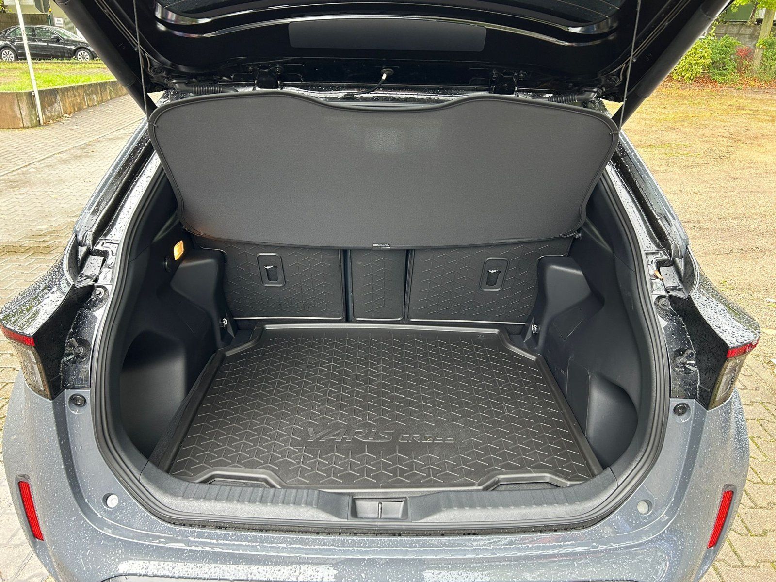 Toyota Yaris Cross 1,5l Hybrid 4x2 GR-SPORT Premium-P.