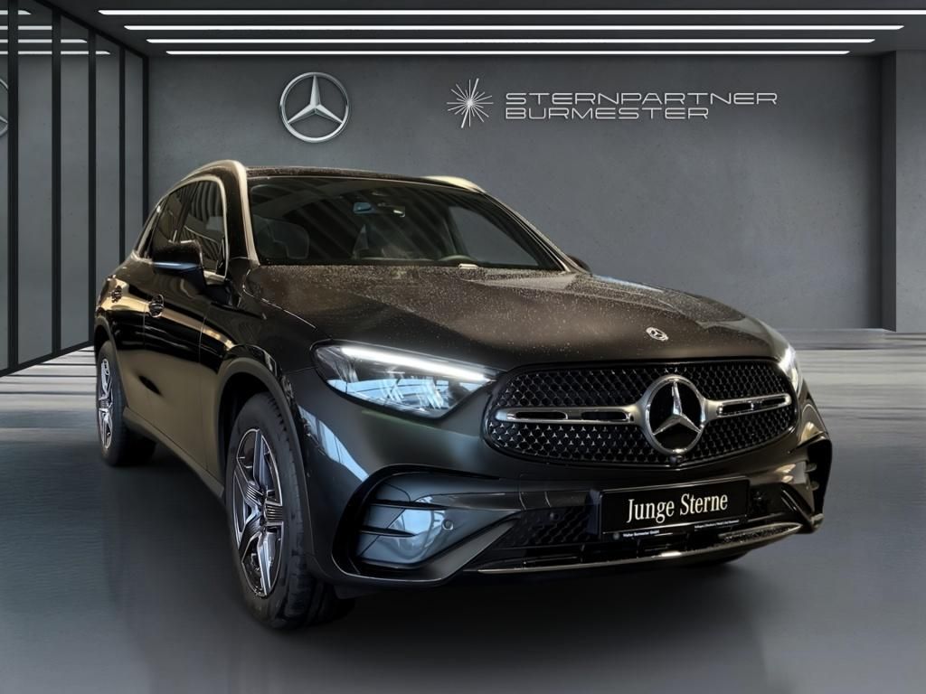 Mercedes-Benz GLC 300 4M AMG+MBUX+Memory+Ambiente+ILS+CarPlay