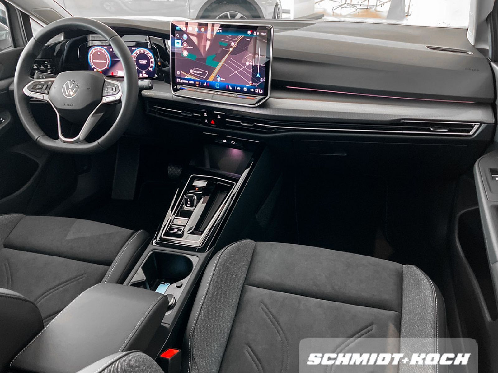 Volkswagen Golf VIII 1.5 eTSI Style DSG Head-up Navi PDC