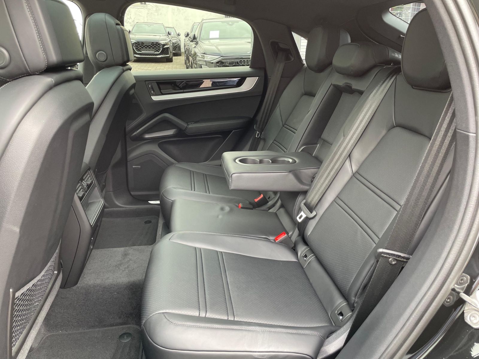 Porsche Cayenne V6 Coupe |ACC|HUD|PASM|3.Displ.|Bose|22"