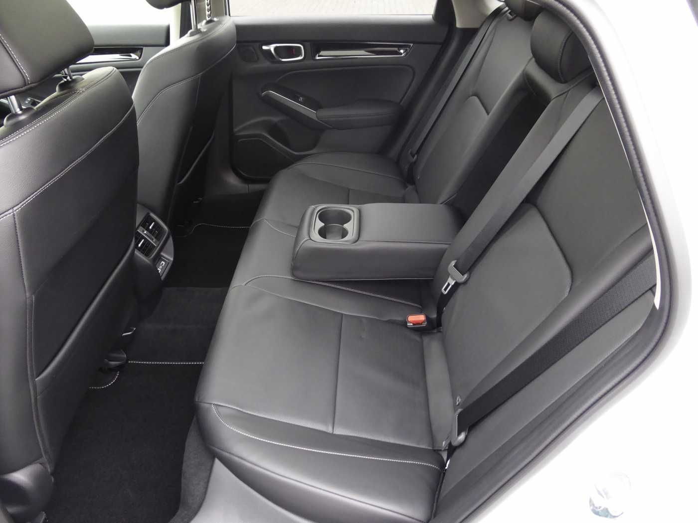 Honda Civic e:HEV 2.0 i-MMD Hybrid Advance / AHK / Spo