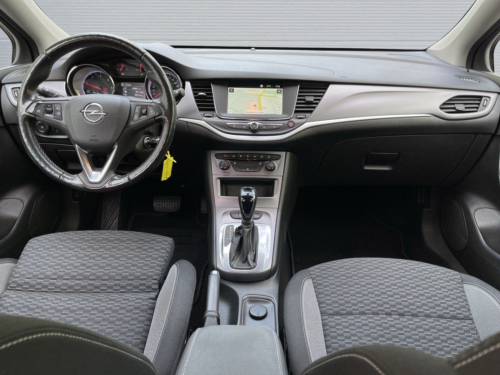 Opel Astra 1.5 CDTI - Samsaru's Car Outlet