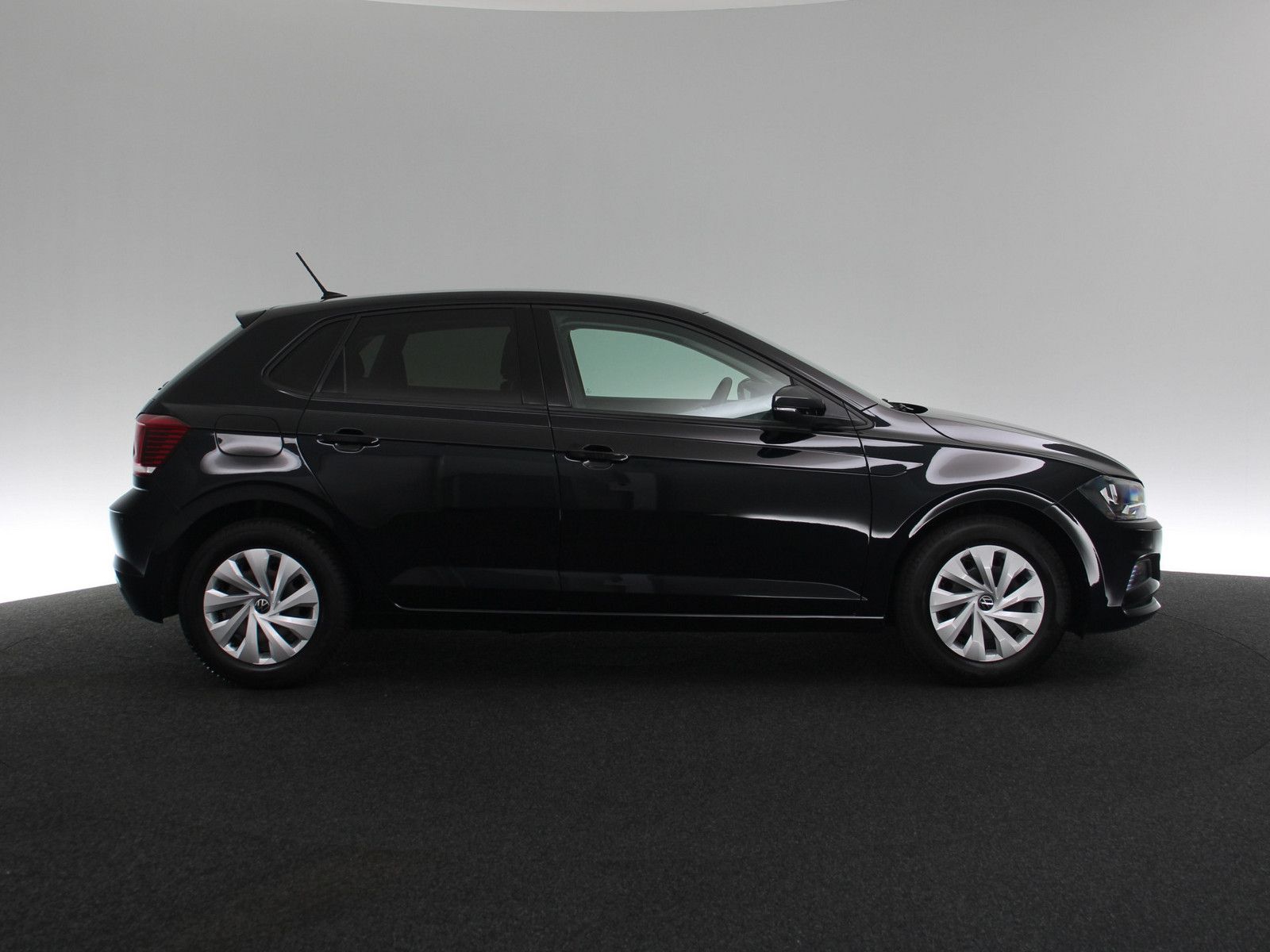 Volkswagen Polo 1.0 TSI Comfortline - Samsaru's Car Outlet