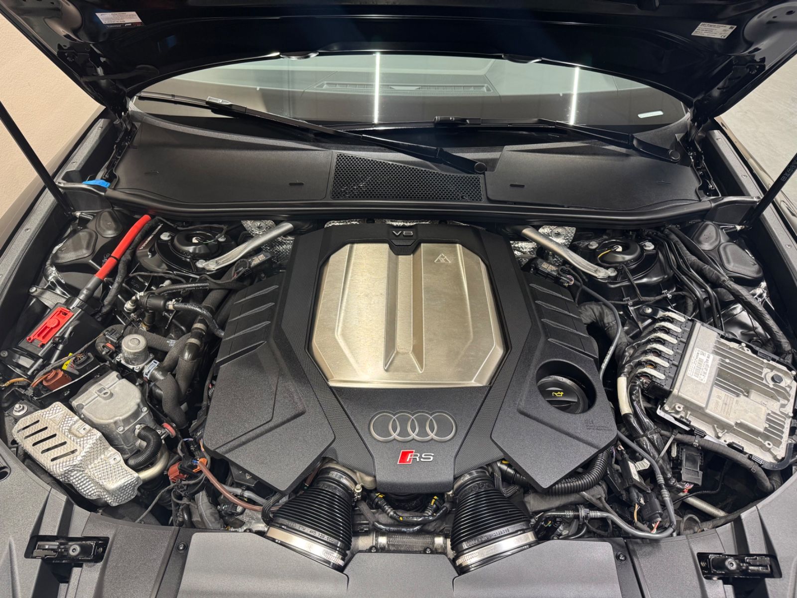Audi RS6 Avant 4.0 TFSI q.*ABT*DYNAMIK*B&O*KERAMIK*