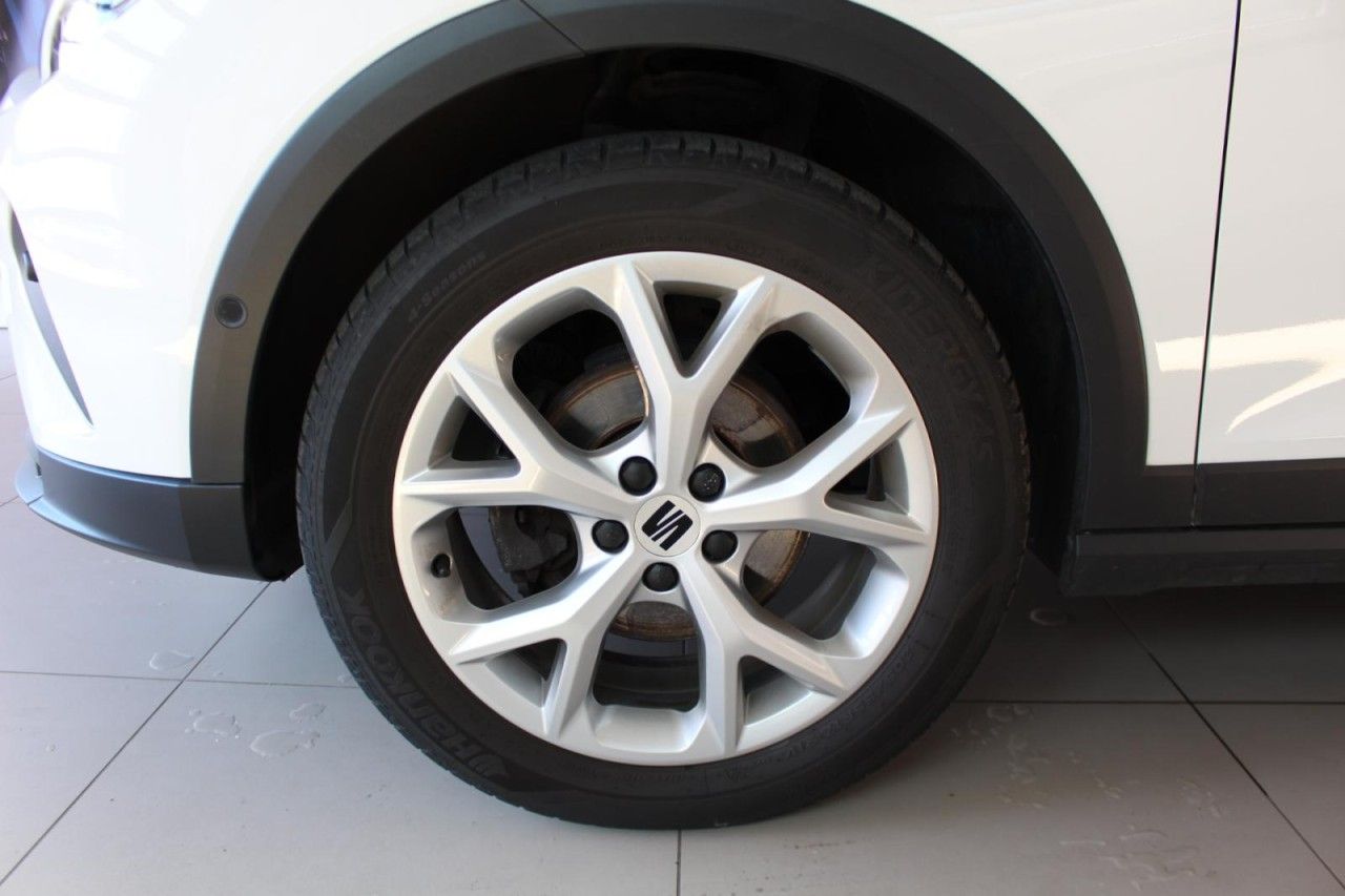 Seat Arona FR 1.0 TSI DSG AHK+GJR+DINAMICA+LED+ACC