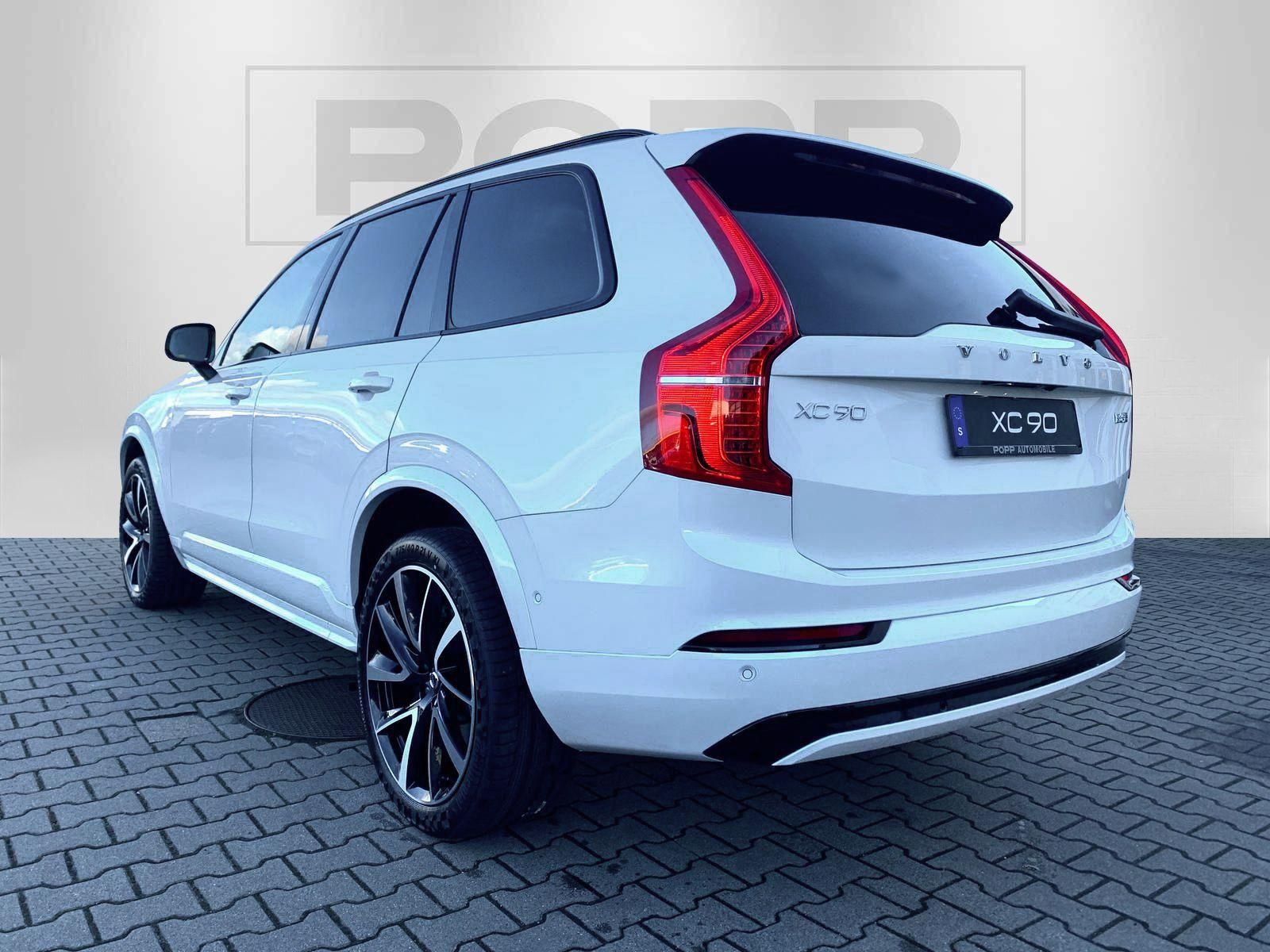 Volvo XC90 B5 AWD Plus Dark 360 AHK PANO STDHZ