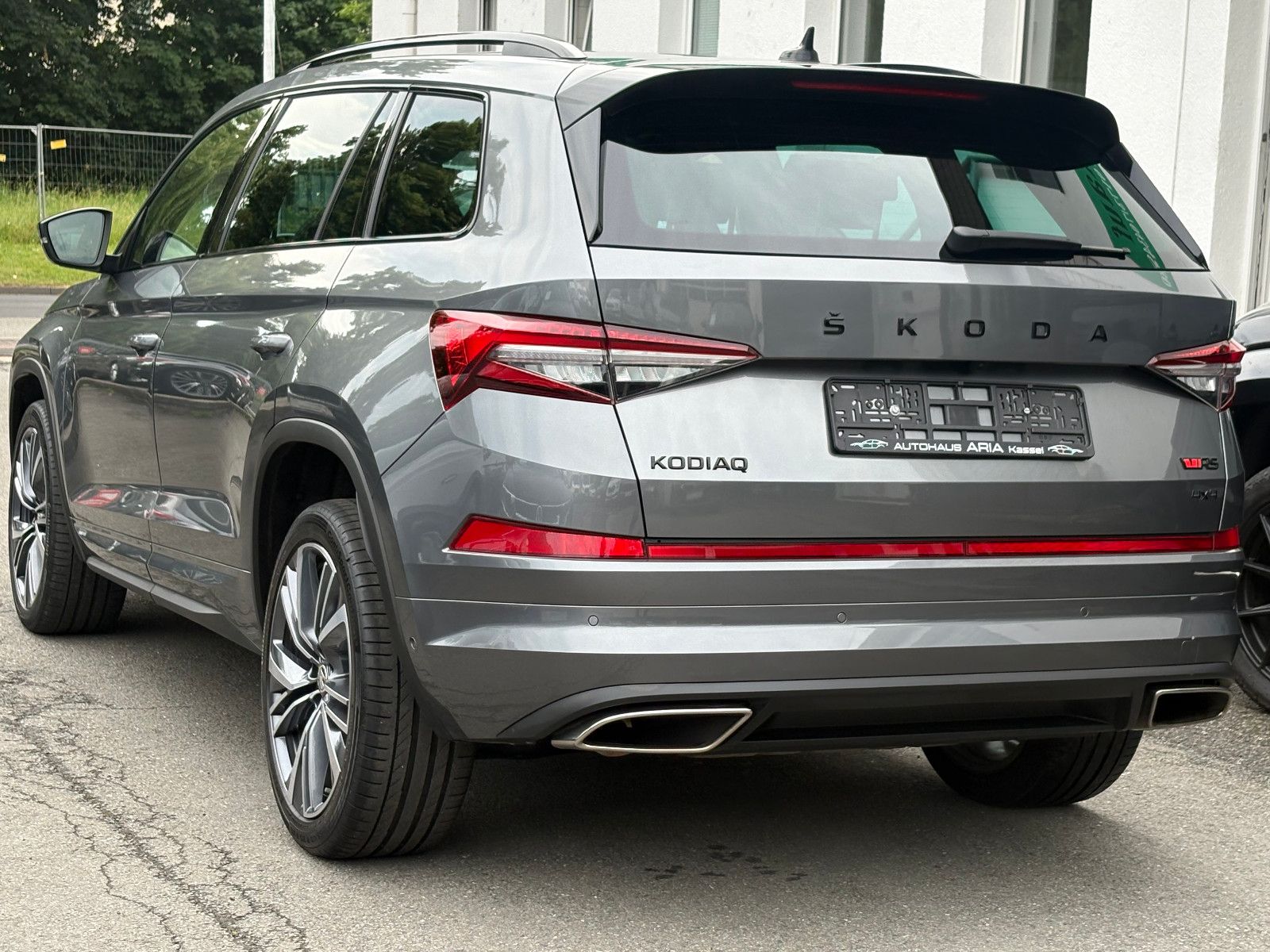 Skoda Kodiaq 2.0 TSI DSG RS 4x4 AHK PANO 360°KAM LHZ