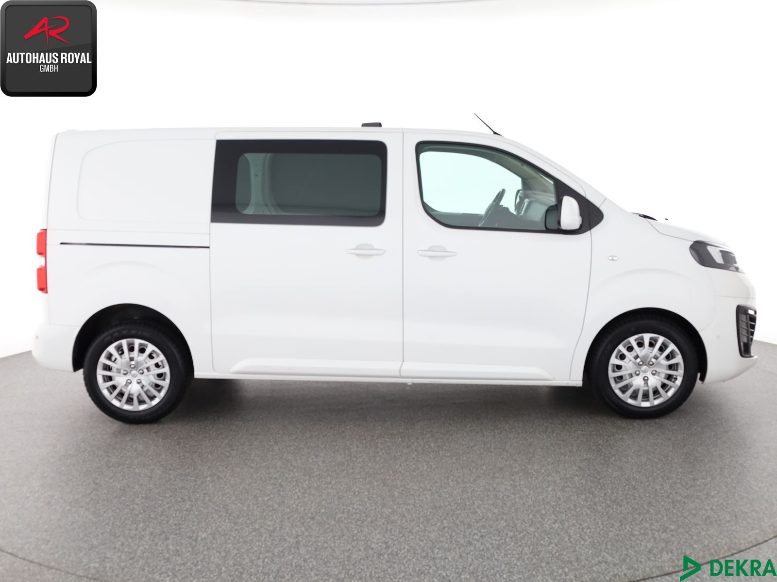 Opel Vivaro 2.0 D CARGO M AUT - Samsaru's Car Outlet
