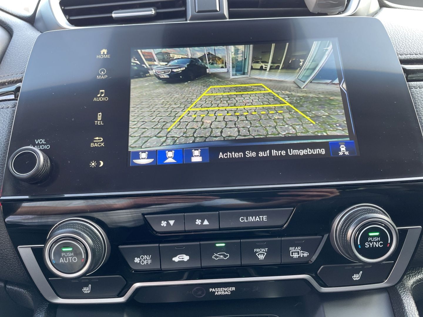 Honda CR-V 2.0 HYBRID Executive 4WD *WENIG KM!*