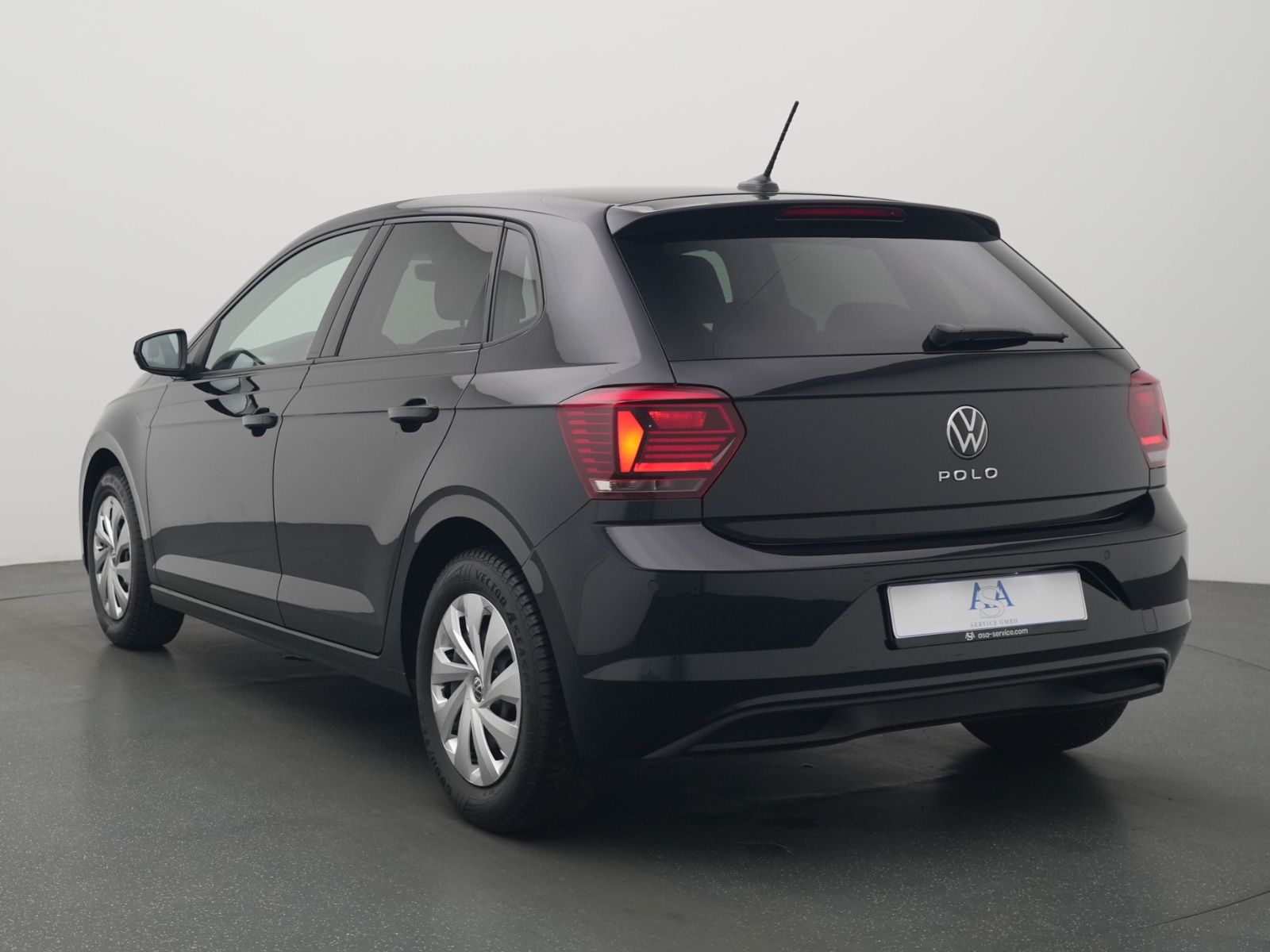 Volkswagen Polo Comfortline DSG - Samsaru's Car Outlet