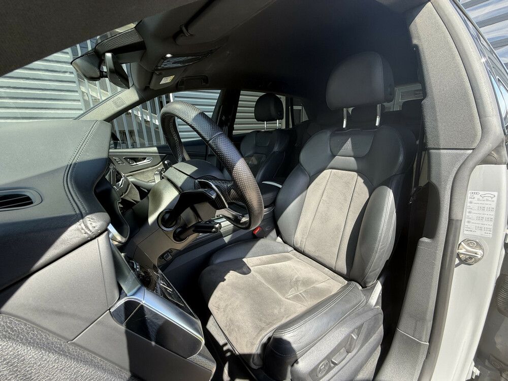 Audi RSQ8 AHK B&O Sport-AGA Matrix
