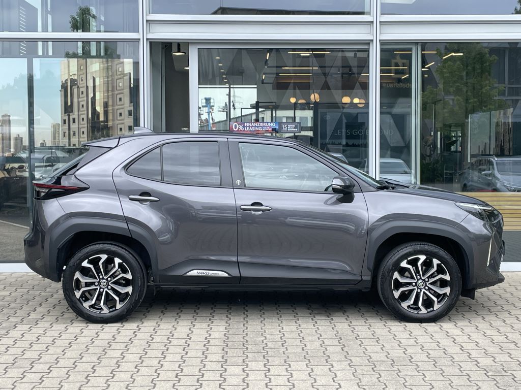 Toyota Yaris Cross Hybrid 1.5 Team Deutschland*Safety-P
