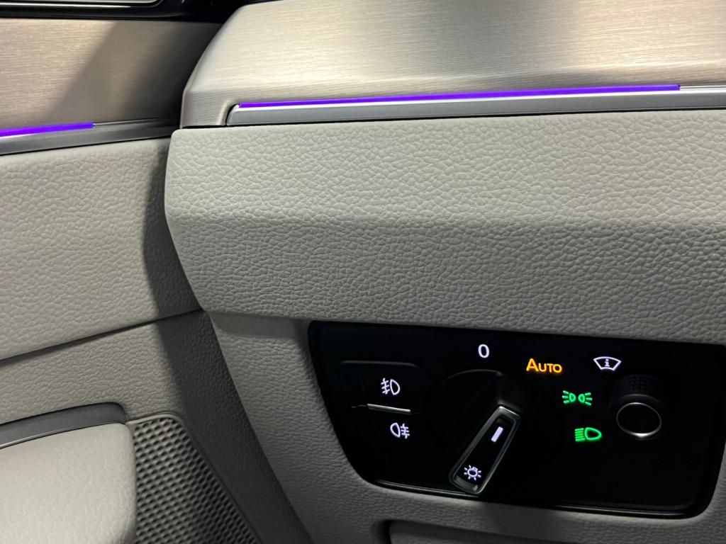 Volkswagen Passat 2.0 TSi R-line DSG - Samsaru's Car Outlet