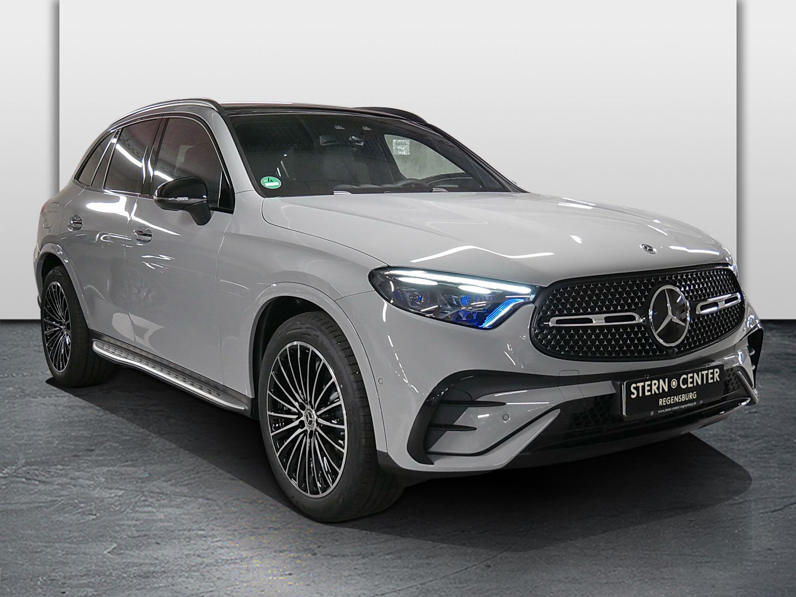 Mercedes-Benz GLC 300 d 4MATIC AMG MBUX Burm Night Ambiente