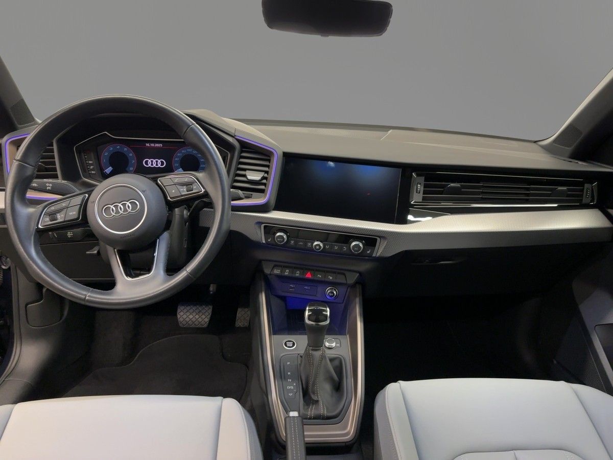 Audi A1 Sportback Advanced 30 TFSI S tr. PDC LED NAVI