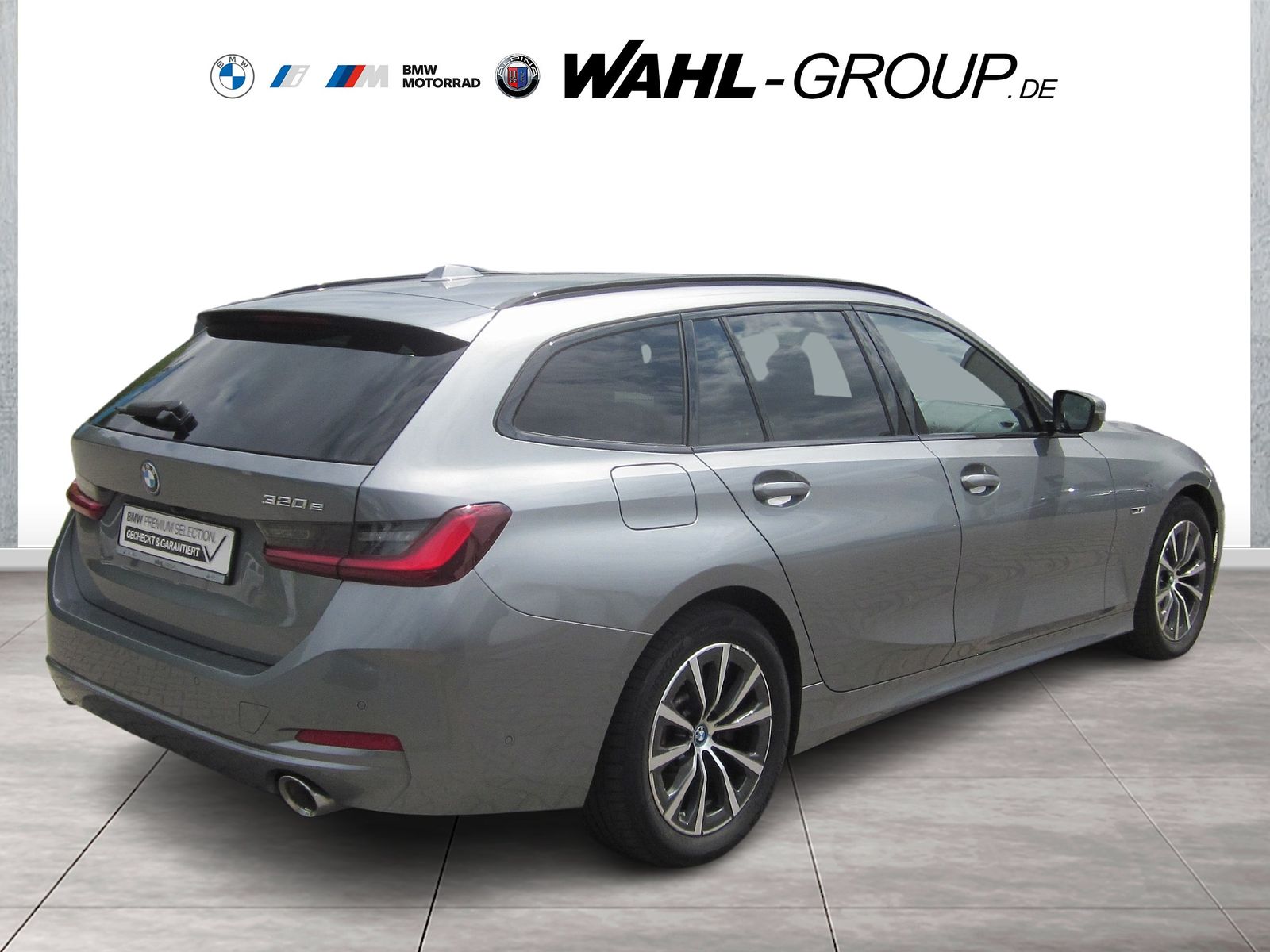 BMW 320e Touring LC Plus - Samsaru's Car Outlet