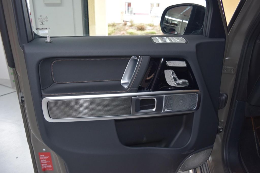 Mercedes-Benz G 63 AMG - Samsaru's Car Outlet