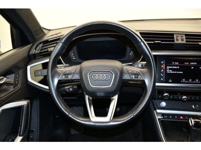 Audi Q3 45 2.0 TFSI quattro S-tronic - Samsaru's Car Outlet