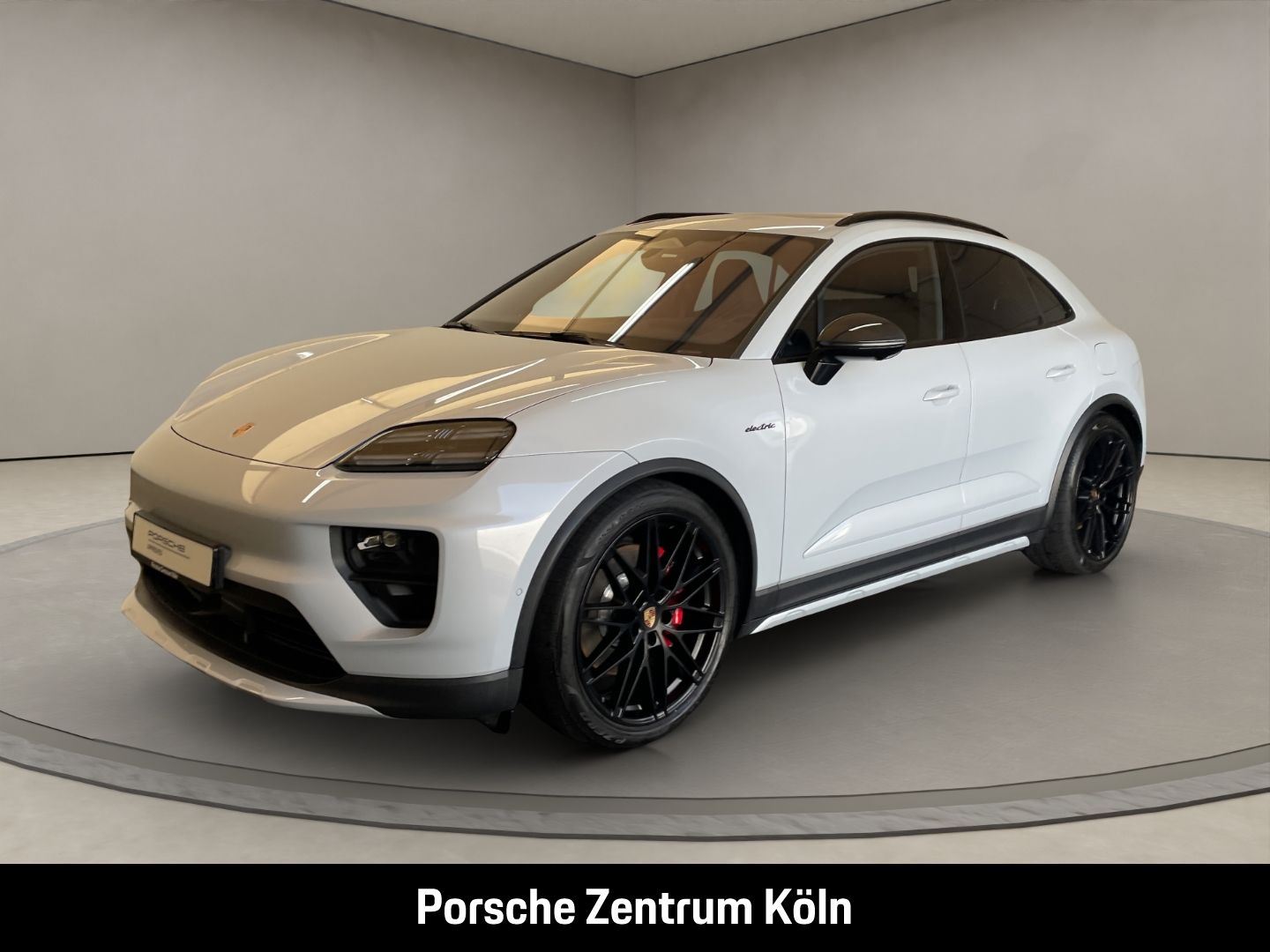 Porsche Macan 4S Burmester InnoDrive HA-Lenkung Head-Up