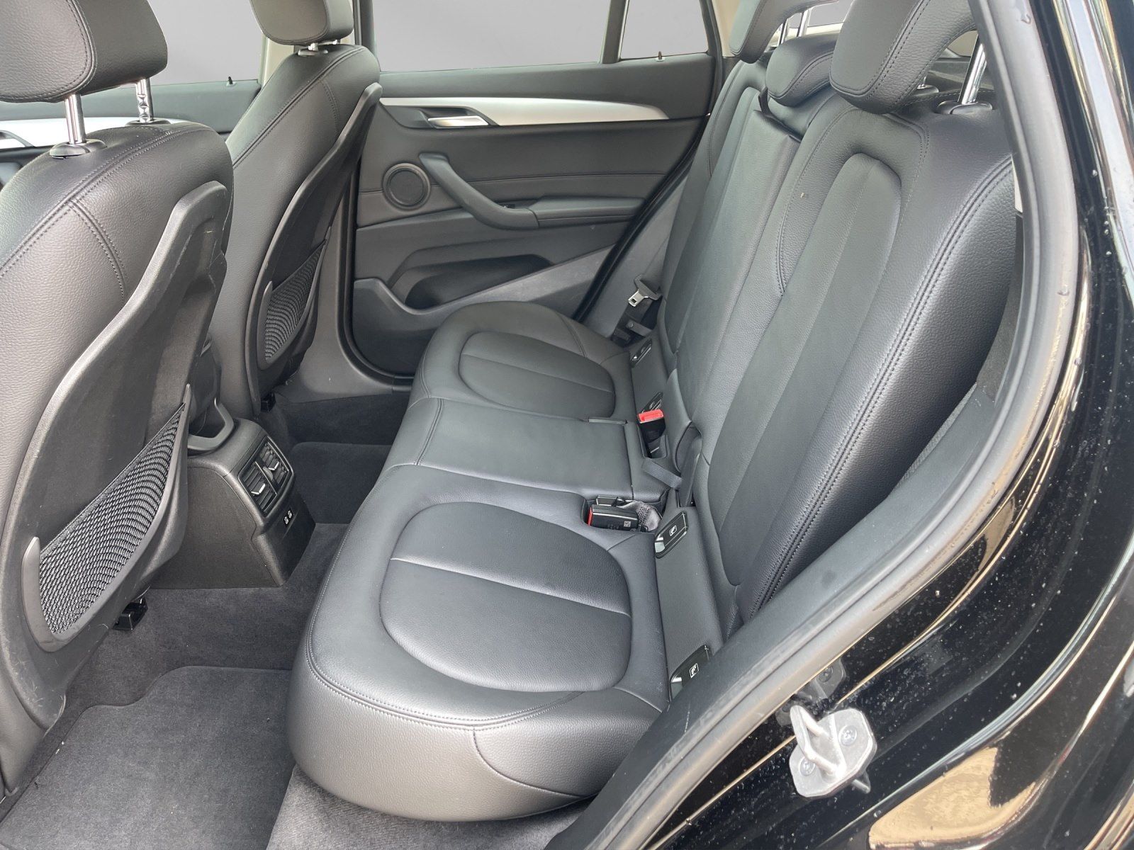 BMW X1 xDrive25d Advantage - Samsaru's Car Outlet