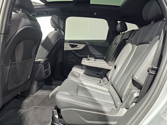 Audi Q7 50 TDI S Line Black 7Sitz Pano Matrix Facelif