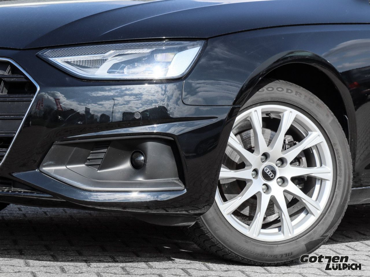 Audi A4 Avant 35 2.0 TFSI Navi Businesspaket - Samsaru's Car Outlet