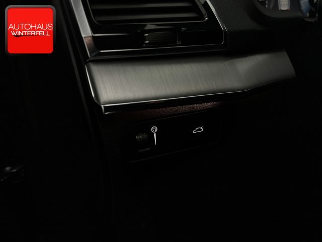 Volvo XC90 B5 AWD 7SITZ+PANO+AHK+360+HUD+H/K+STANDHZG+