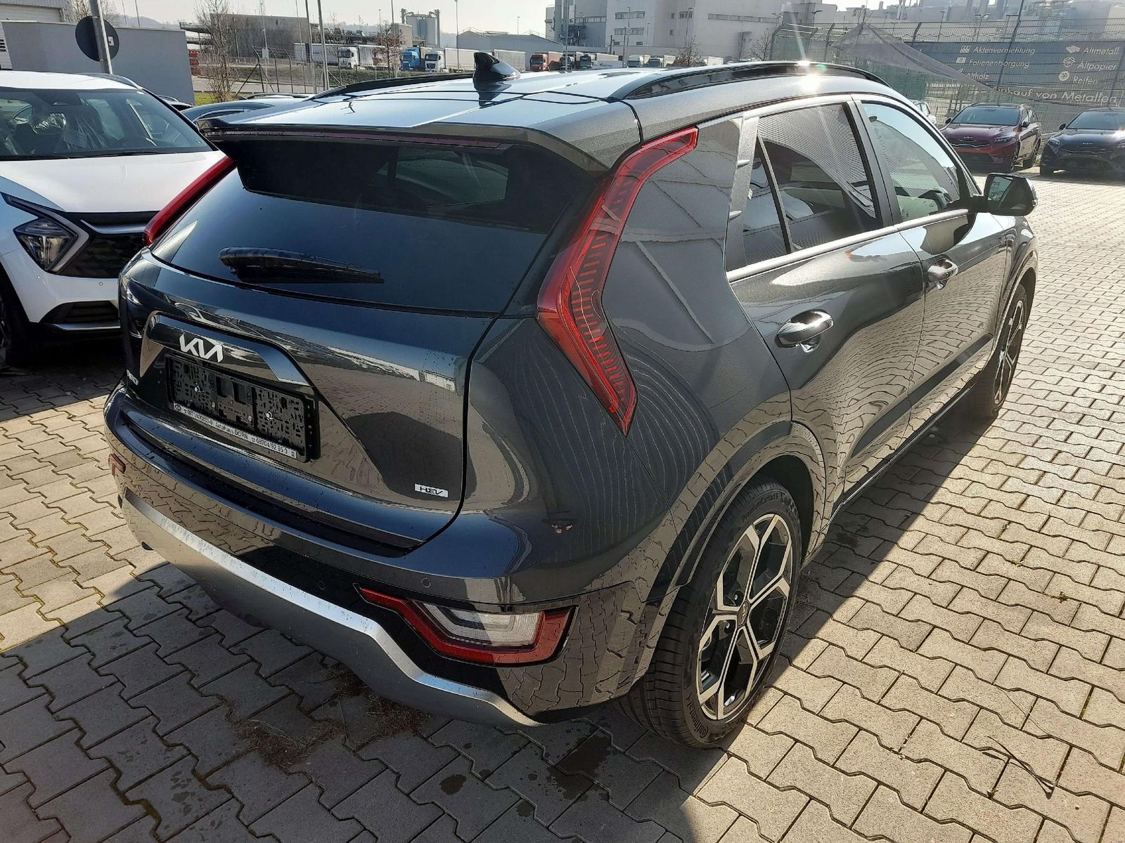 Kia Niro Spirit 1.6 HEV - Samsaru's Car Outlet