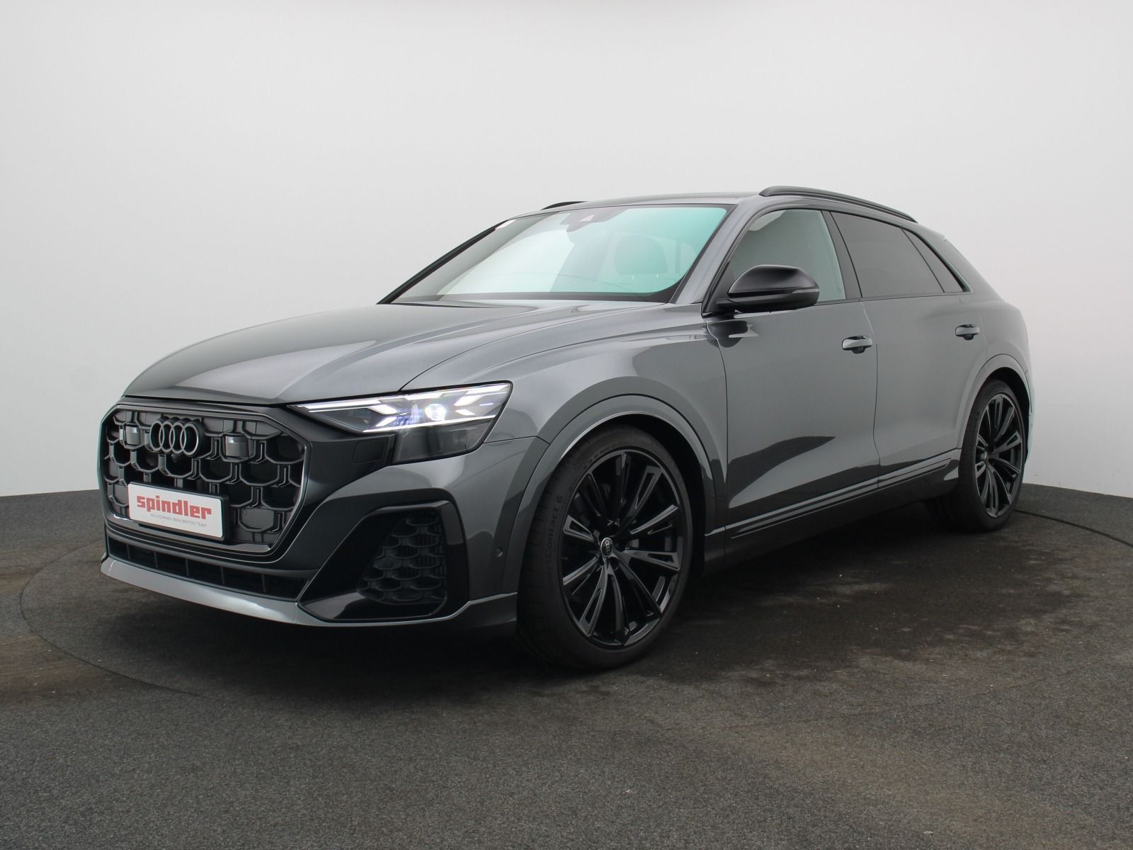 Audi Q8 S-Line 55 TFSI quattro / Pano, Laser, Standh