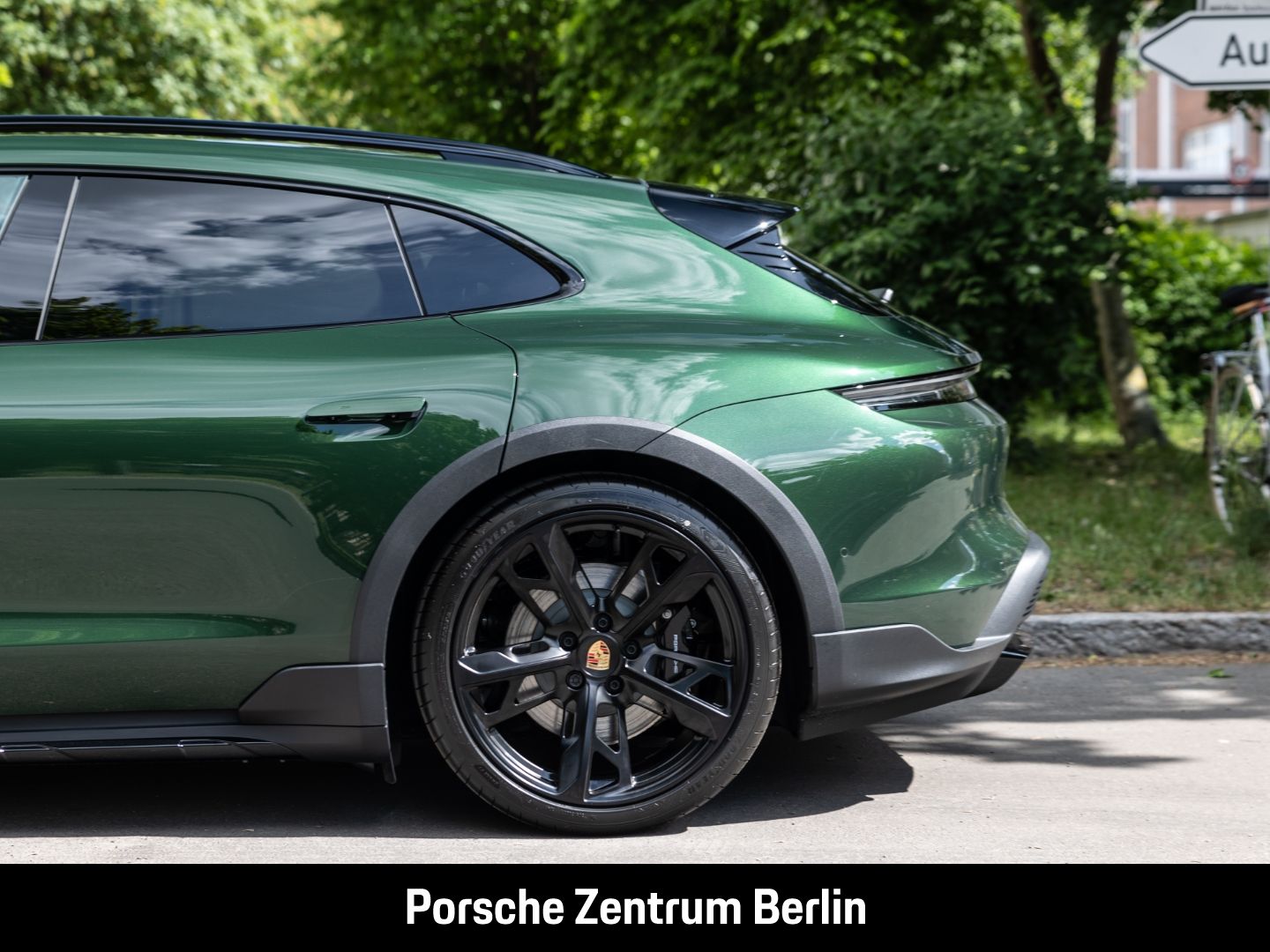 Porsche Taycan 4S Cross Turismo HD-Matrix HA-Lenkung