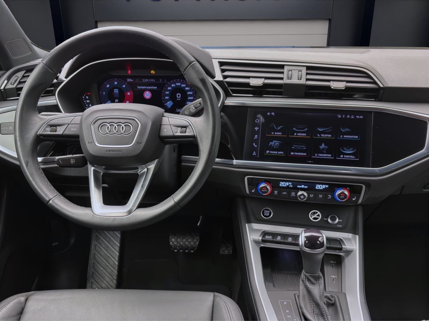 Audi Q3 40 TDI Q ADVANCED - Samsaru's Car Outlet
