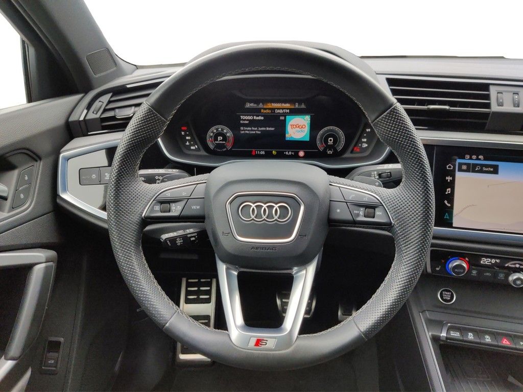 Audi Q3 Sportback 45 TFSI quattro S tronic S line - Samsaru's Car Outlet