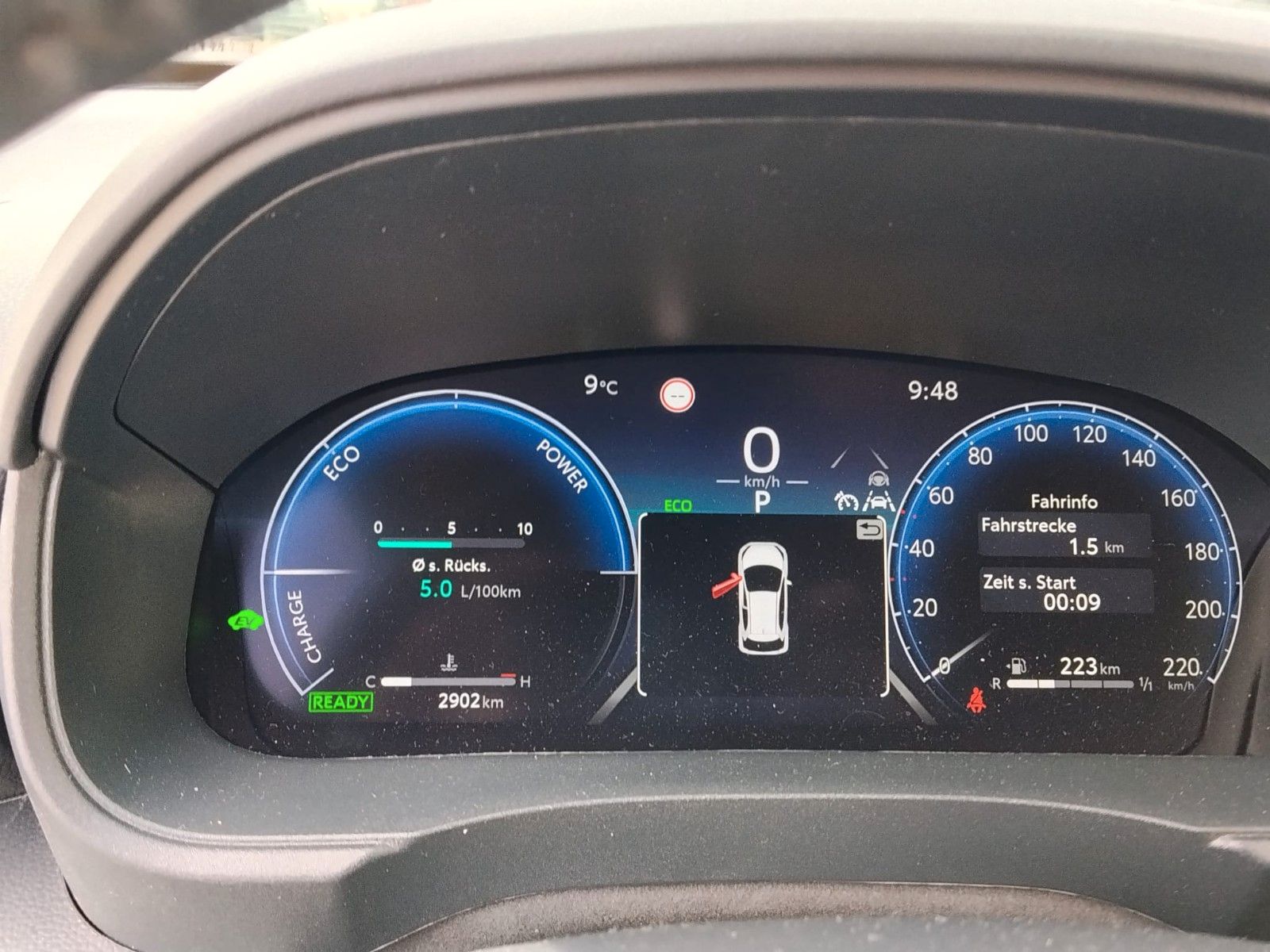 Toyota Yaris Hybrid Style Plus