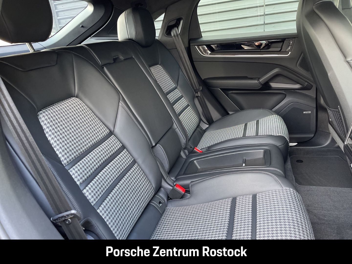 Porsche Cayenne E-Hybrid Coupe Sportabgas LED-Matrix