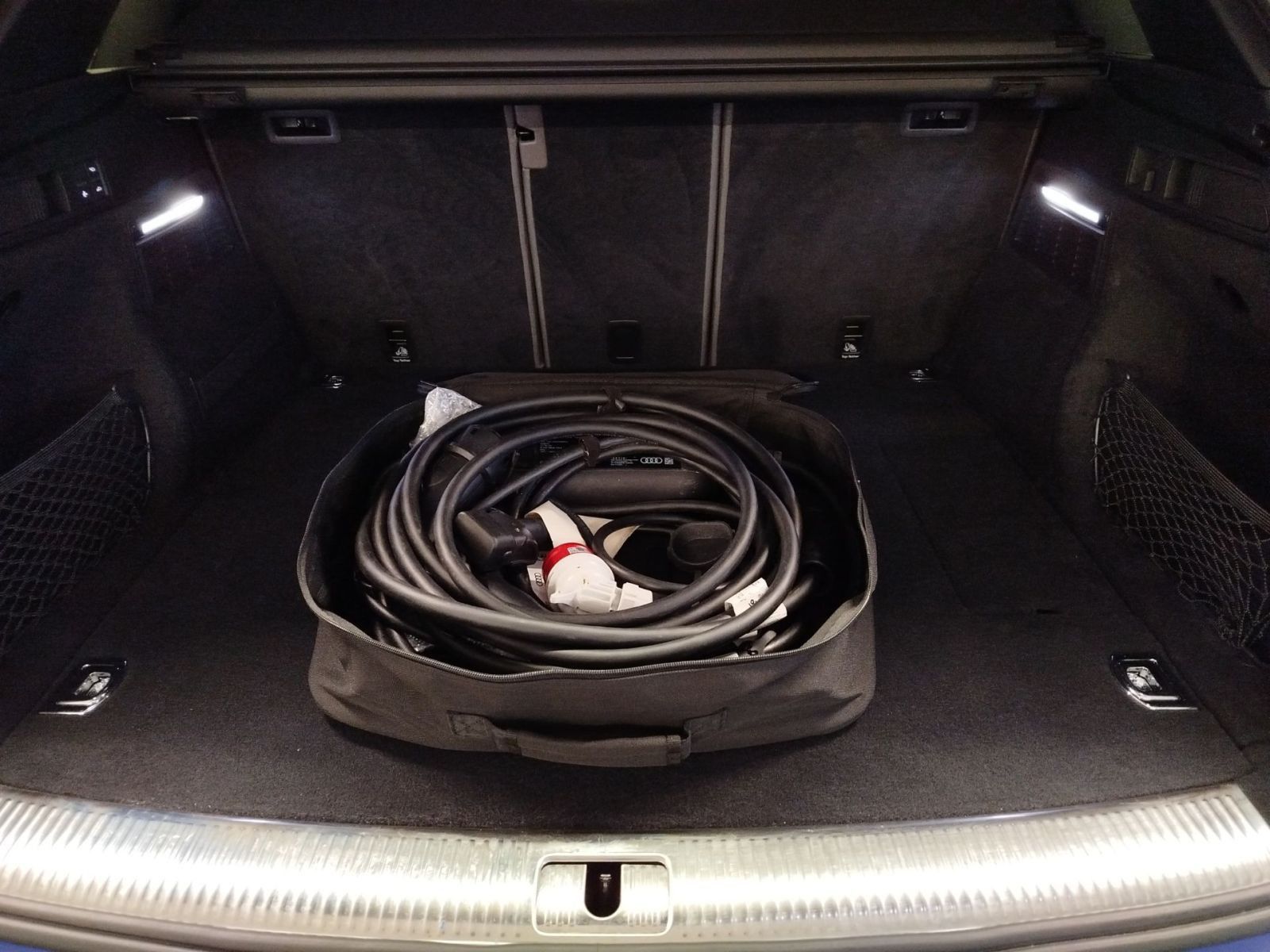 Audi Q5 55 TFSI e quattro S tronic S line LED Luft AH