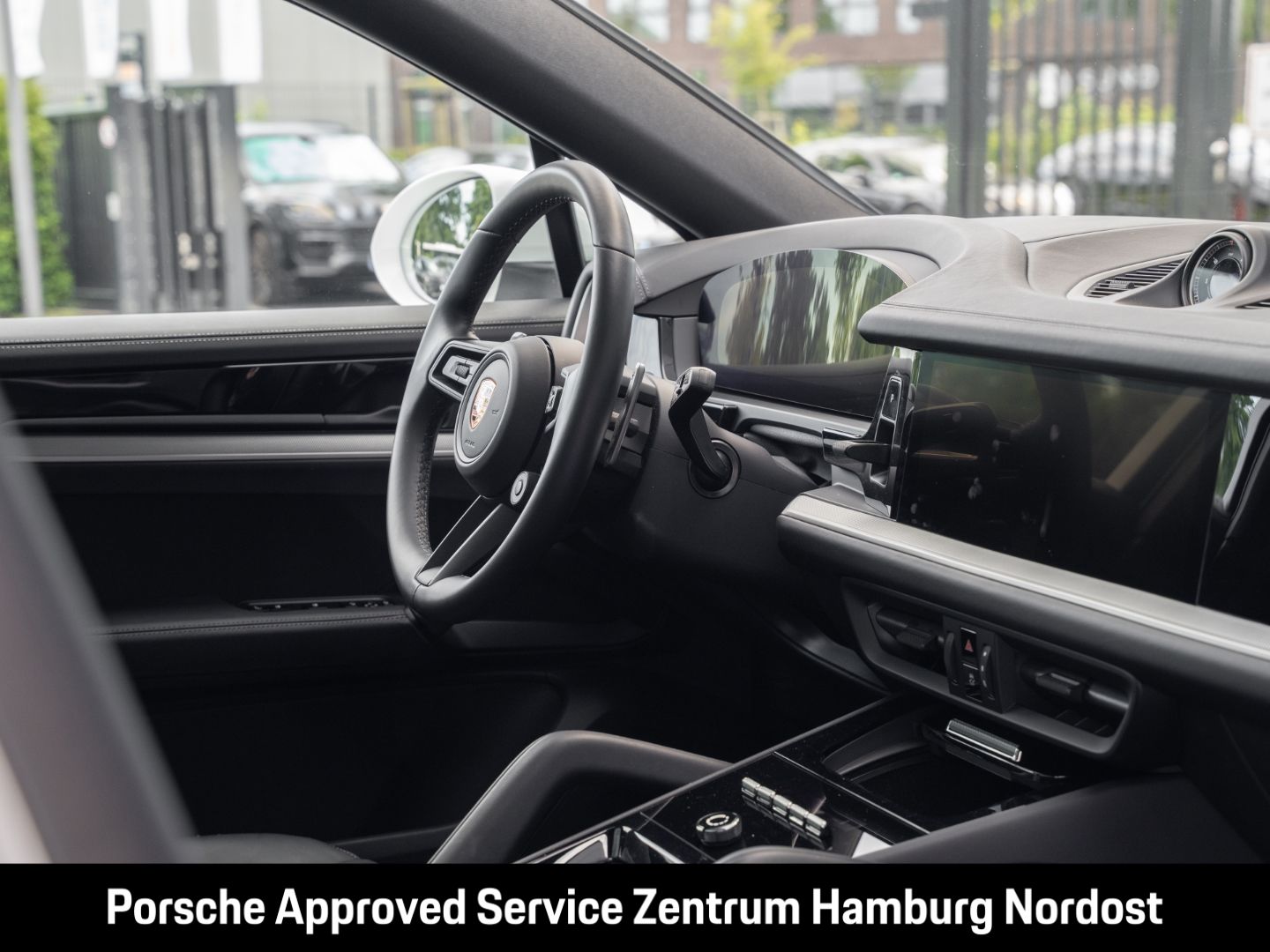 Porsche Cayenne E-Hybrid Coupe Sport Chrono Matrix-LED