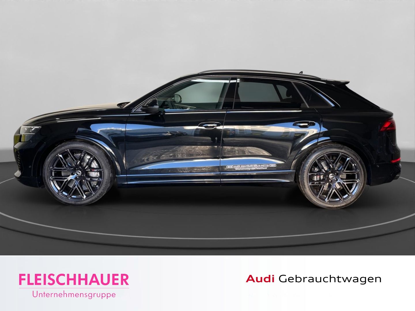 Audi RSQ8 SUV performance tiptronic