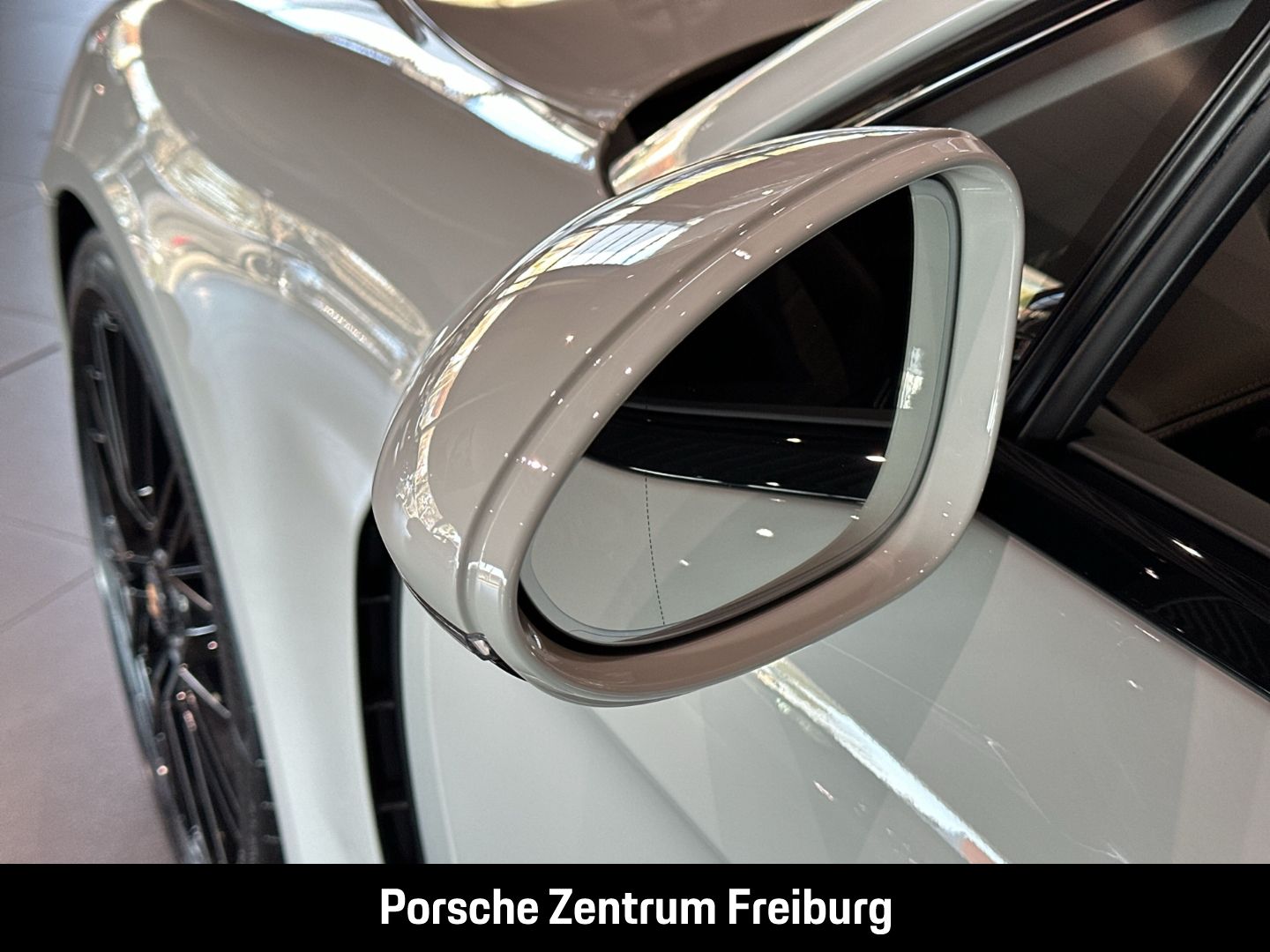 Porsche Panamera GTS BOSE HA-Lenkung InnoDrive Soft-Clos