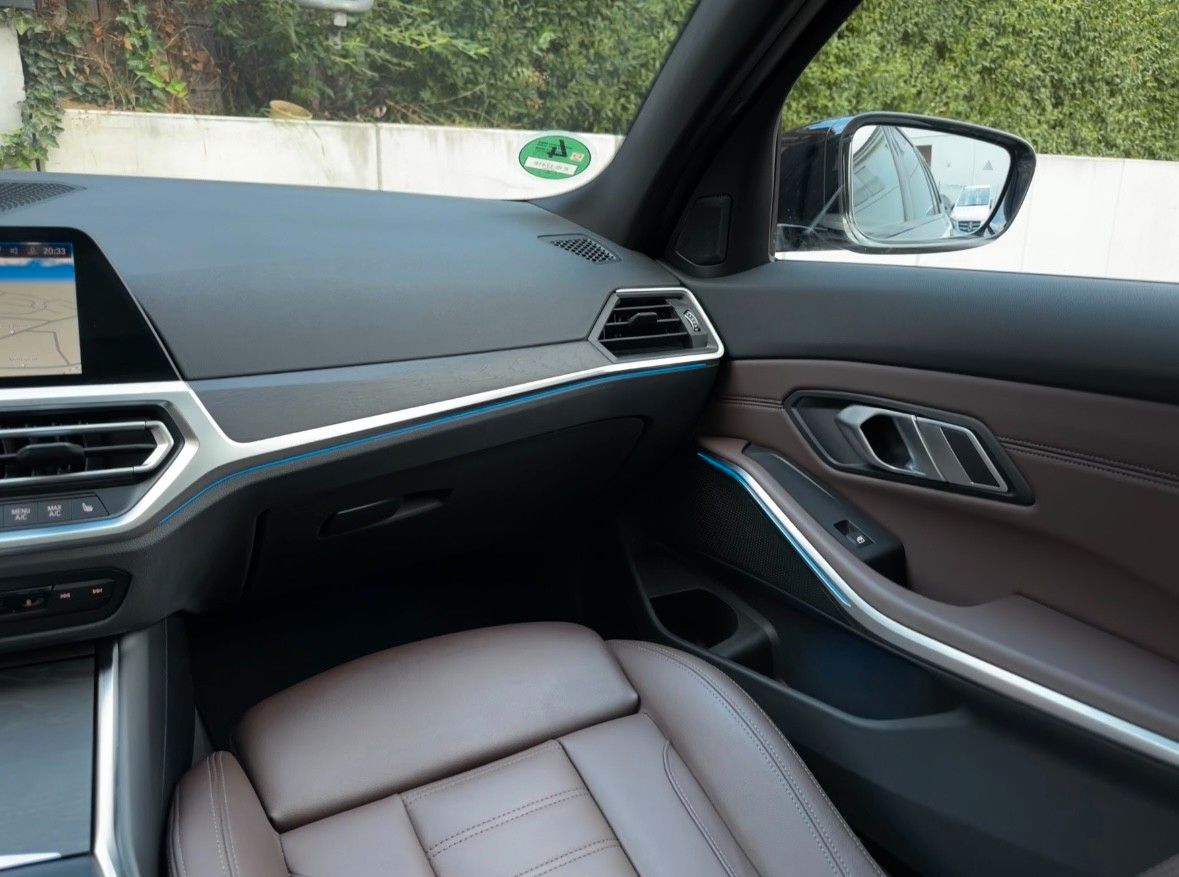 BMW 330e M Sport Shadow - Samsaru's Car Outlet